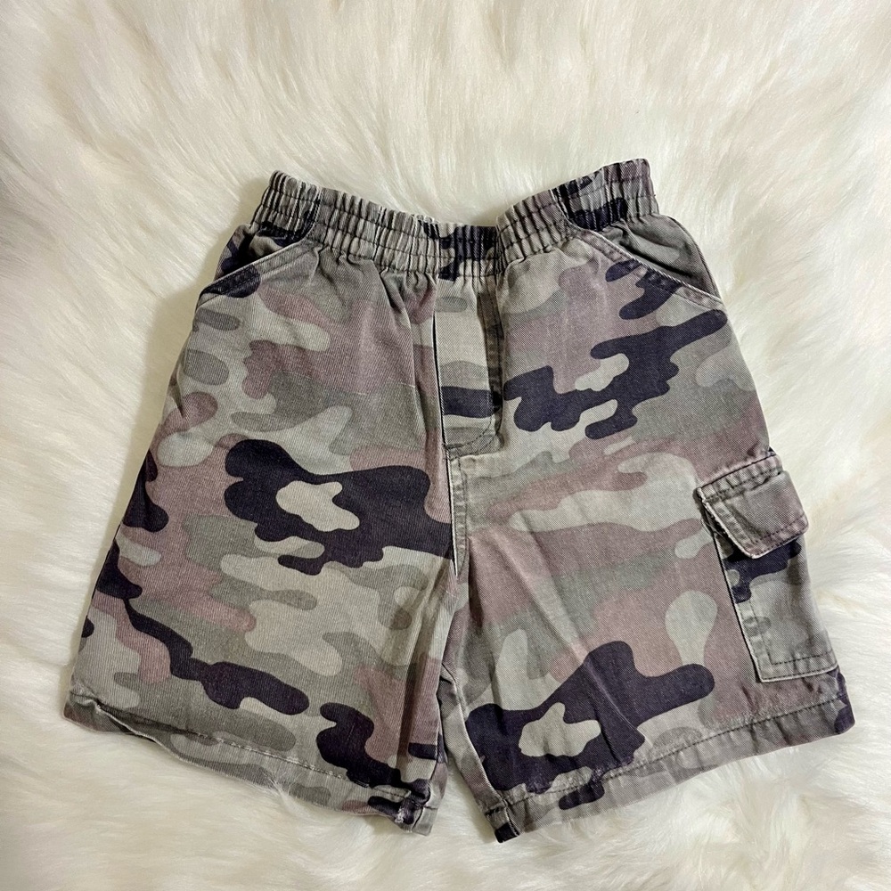 Vintage Toddler Camo Cargo Shorts with Elastic Waist - 90's Kids Clothes